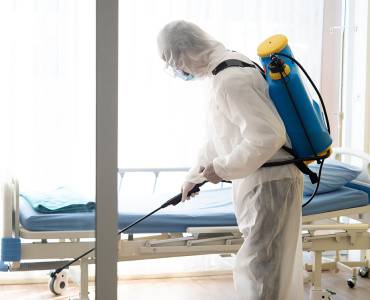 Trauma cleaner working during the COVID-19 pandemic