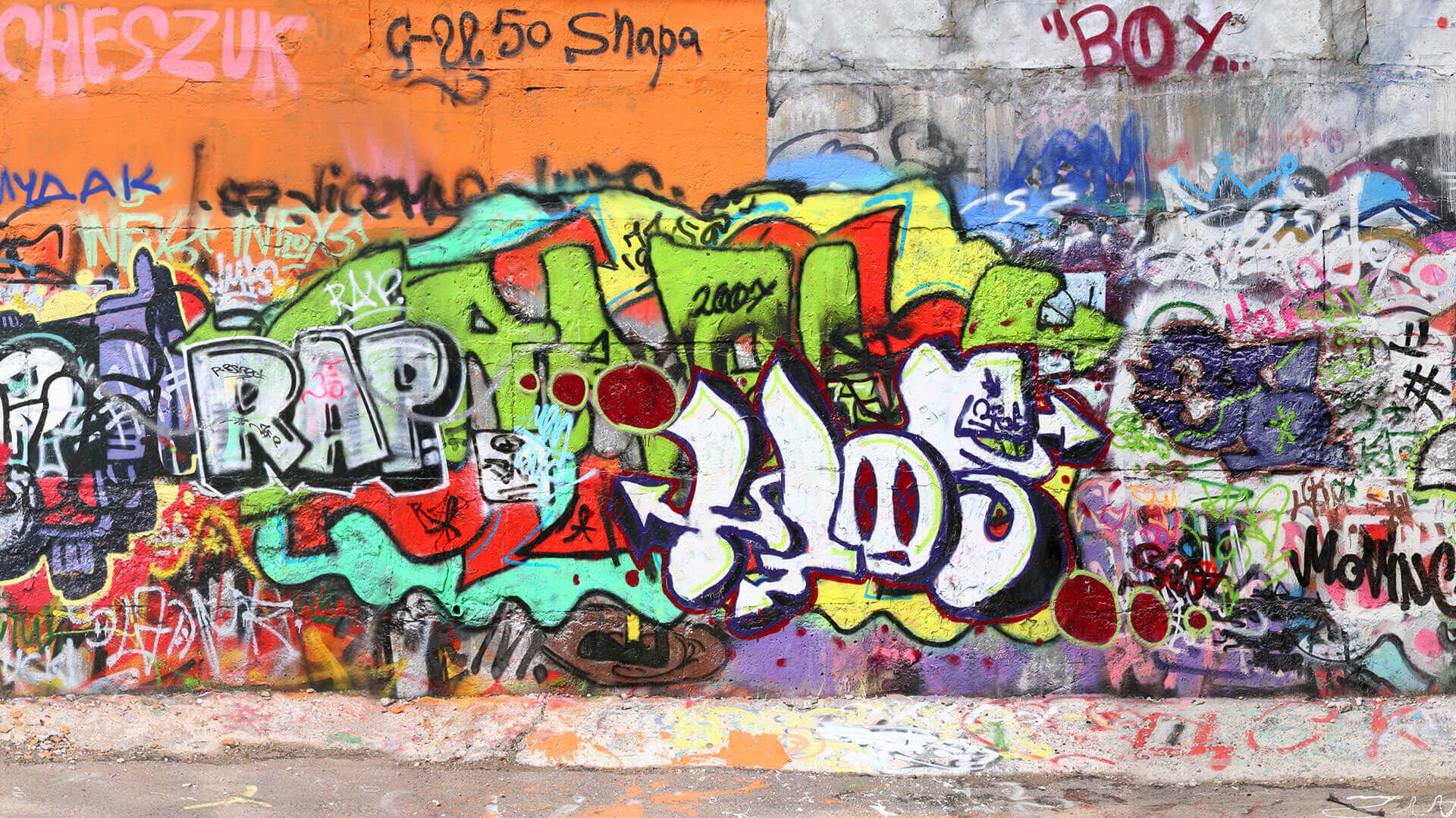 Graffiti wall