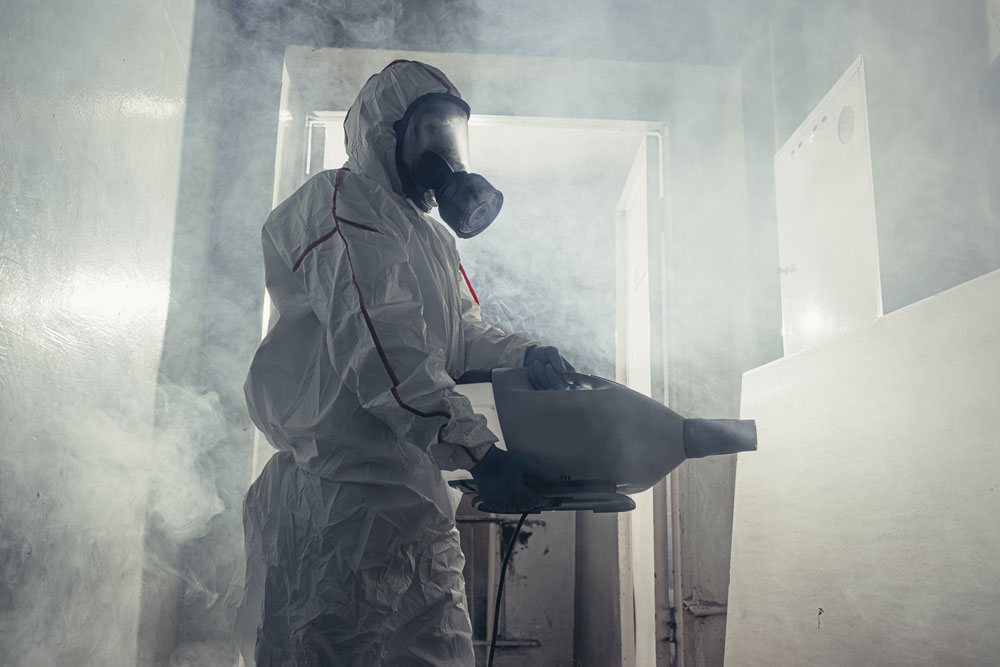 Crime scene cleaner using fogging machine