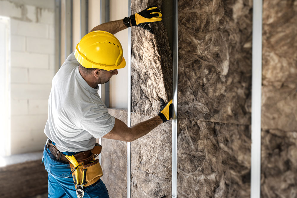 Some installing acoustic insulation